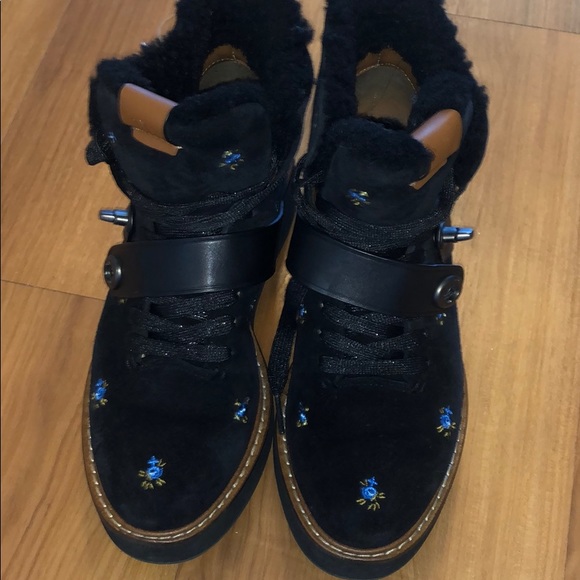 Boots - Picture 1 of 5